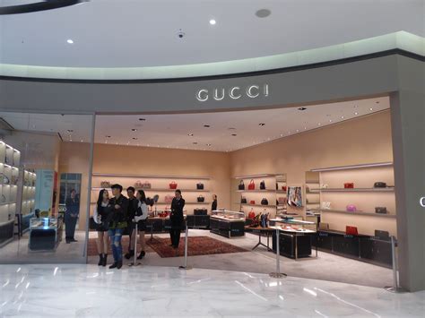 is gucci cheaper at sydney airport